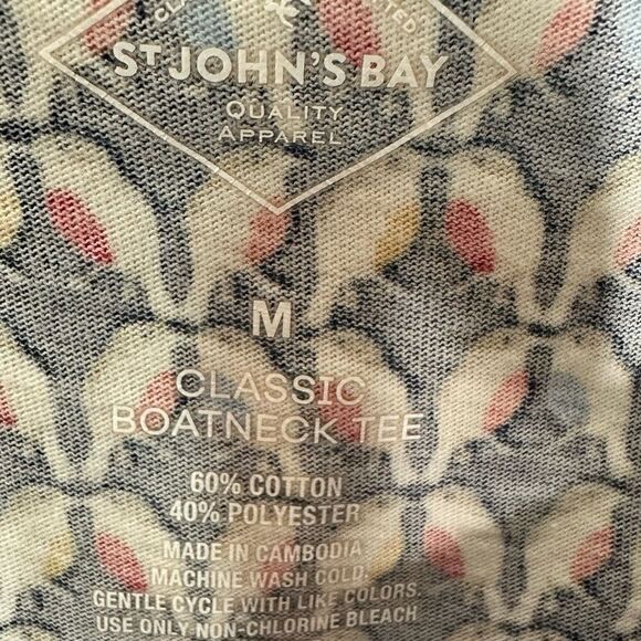 St. John’s Bay medium blue top - Picture 3 of 4